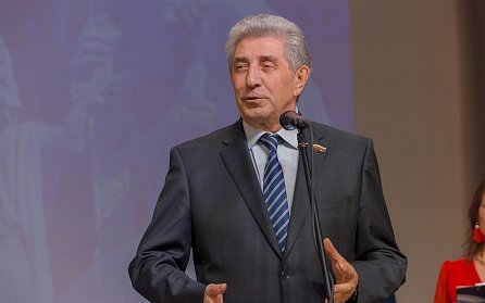 Спасибо за материнский подвиг и неустанный труд